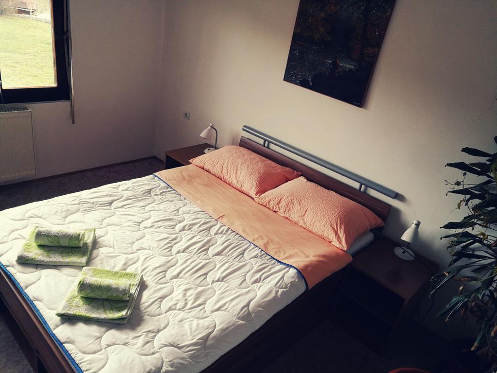 Apartment Fuduric スルニュ エクステリア 写真